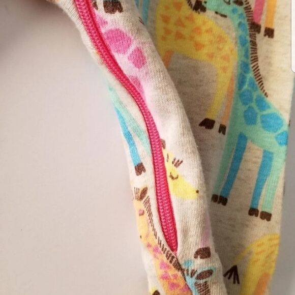Turquoise giraffe Bodysuit pajama - Picture 4 of 5